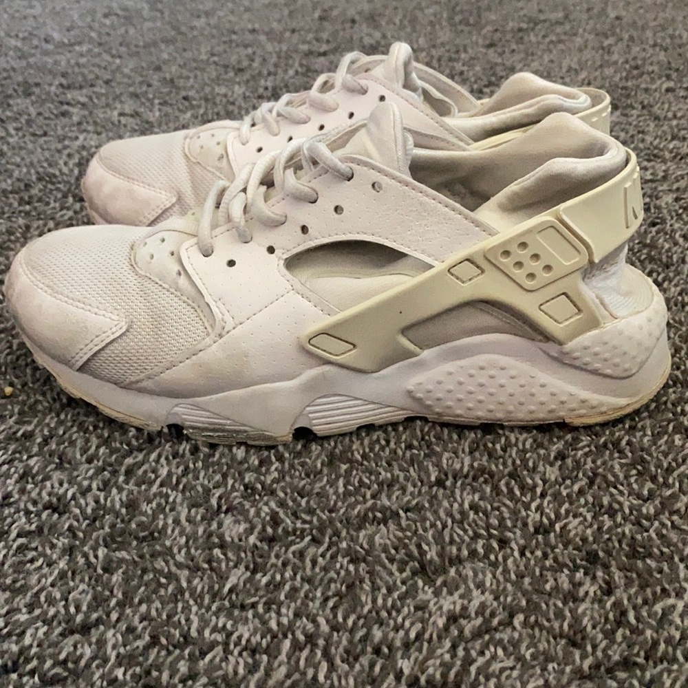White Huaraches
